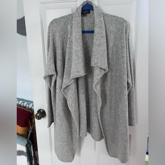Eddie Bauer Sleepwear Sweater - Picture 1 of 8